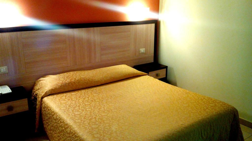 Hotel Giardino Modugno Chambre photo